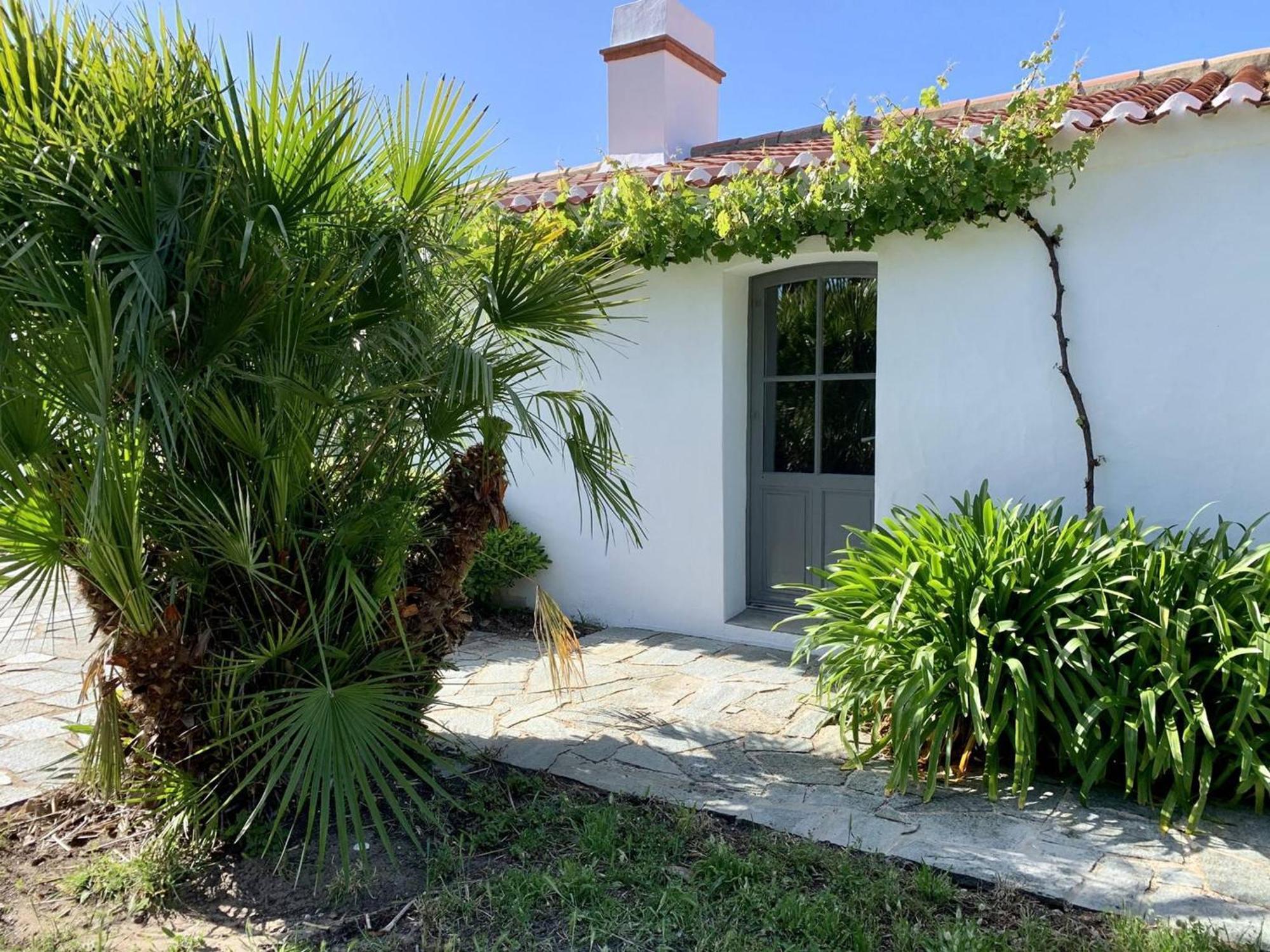 Maison Renovee Pres Plage, 6 Couchages, Terrasse, Bbq, Parking, Internet Inclus - Fr-1-224B-588 Noirmoutier-en-l'Ile Exterior photo